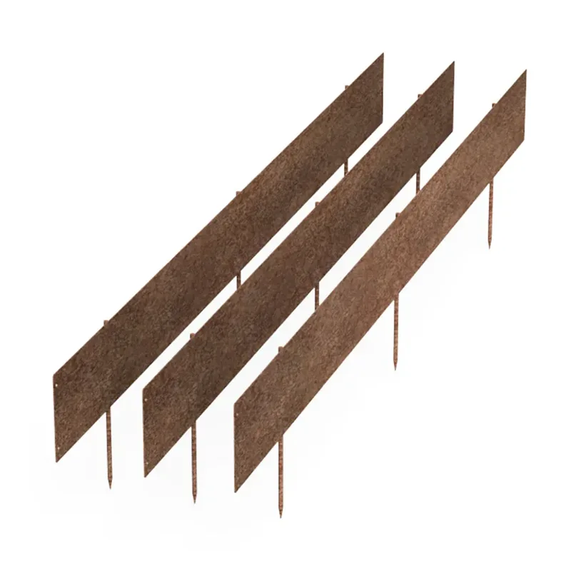 Vonkajší záhradný plot odolný voči poveternostným vplyvom